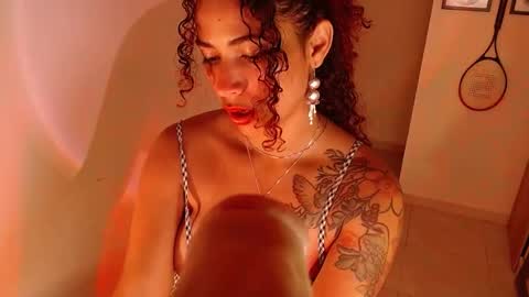 Snapshot of vicky_crazy chatting on 02/06/25, 12:00 Vicky online show from 02/06/25, 12:00