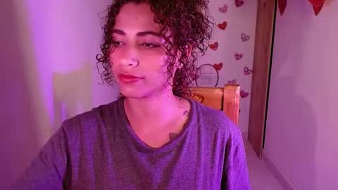 Snapshot of vicky_crazy chatting on 02/22/25, 03:01 Vicky online show from 02/22/25, 03:01