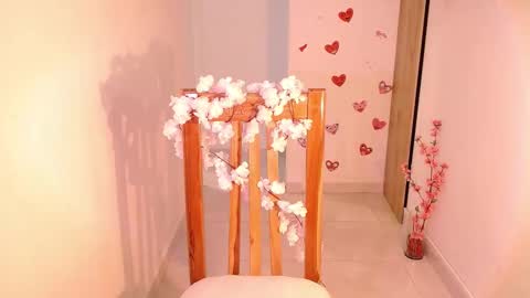 Snapshot of vicky_crazy chatting on 02/24/25, 04:15 Vicky online show from 02/24/25, 04:15