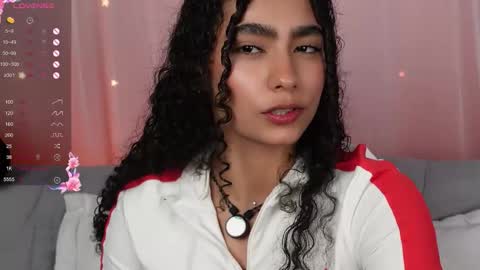 vicky_curly online show from 09/13/25, 04:23