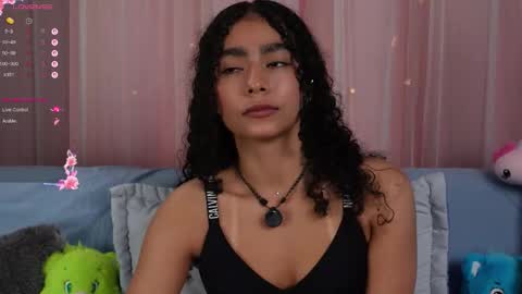 vicky_curly online show from 10/18/25, 01:52