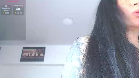 Vicky  online show from 05/26/26, 10:22