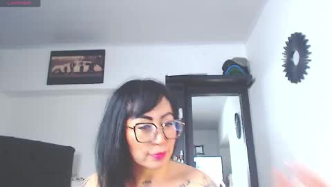 Vicky  online show from 05/27/26, 01:08