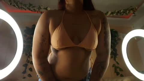 VICKY  online show from 04/16/26, 09:39