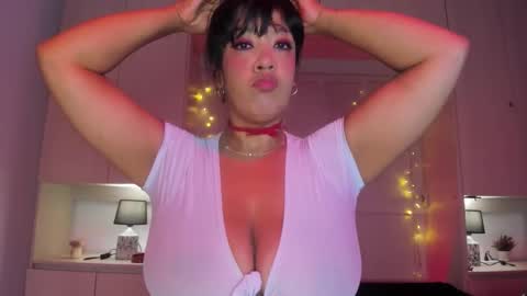 V I C K Y online show from 02/04/26, 12:00