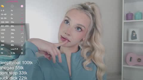 vickyfuckingdoll online show from 12/03/25, 02:08