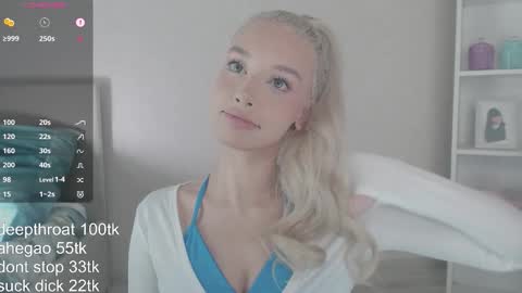 vickyfuckingdoll online show from 01/19/26, 12:14