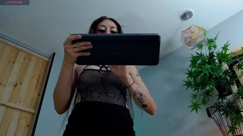 Victoria   online show from 01/14/25, 02:11