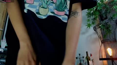 Victoria   online show from 01/22/25, 01:53