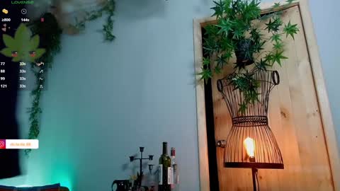 Victoria   online show from 01/22/25, 01:11