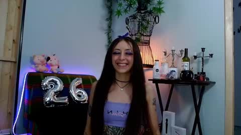 Victoria   online show from 03/08/25, 05:22