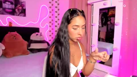 VICTORIA 3 online show from 11/21/25, 10:41