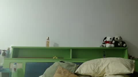 VICKY online show from 01/16/26, 03:43