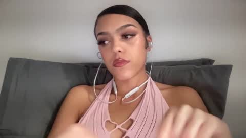 Snapshot of vickyyyx chatting on 01/08/25, 07:13 Goddess Victory online show from 01/08/25, 07:13