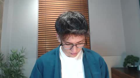 Victor Oliveira online show from 04/04/26, 07:22