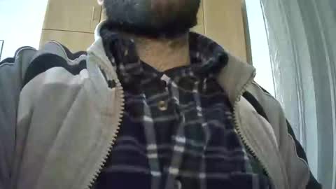 VictorHume online show from 12/19/24, 10:42