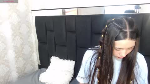 Victoria  online show from 03/08/25, 05:49