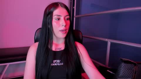 Victoria online show from 01/16/26, 01:42