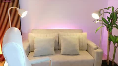 victoria online show from 02/03/26, 01:27