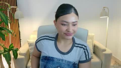 victoria online show from 06/04/26, 02:12