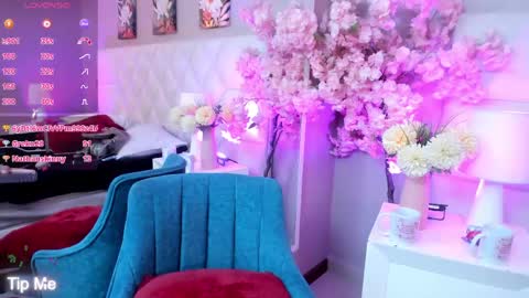 victoria__lee_ online show from 05/23/26, 03:38