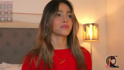 Snapshot of victoria__rossi chatting on 03/03/25, 11:55 online show from 03/03/25, 11:55