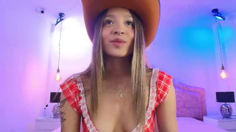  Victoria for you  online show from 04/18/26, 04:49