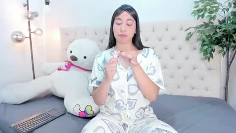 Victoria online show from 03/03/26, 07:20