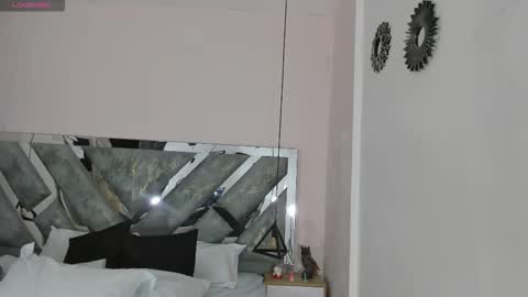 valentina online show from 12/04/25, 10:13