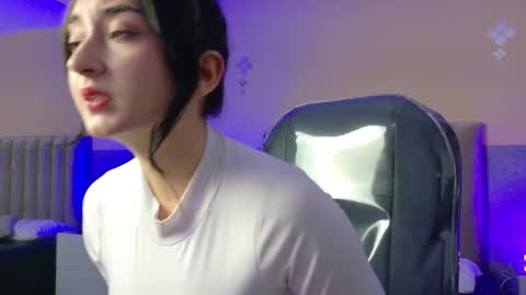  Victoria  online show from 05/13/26, 12:13