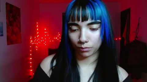 victoria online show from 06/11/26, 07:28