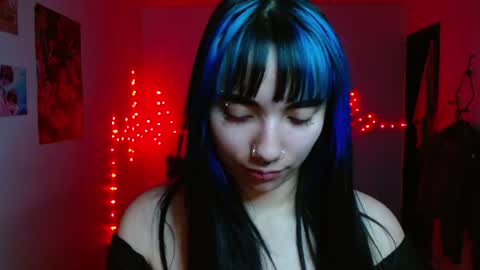 victoria online show from 06/19/26, 07:01
