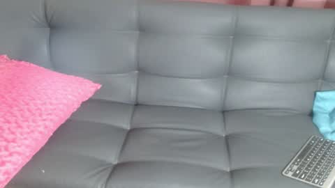 VICKY online show from 02/02/25, 08:35