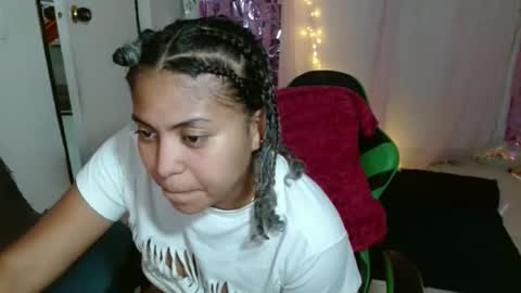 VICKY online show from 09/24/25, 11:19