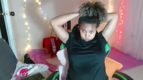 VICKY online show from 02/19/26, 01:56