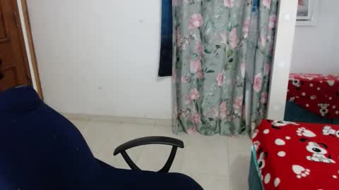 victoria online show from 11/29/25, 11:30