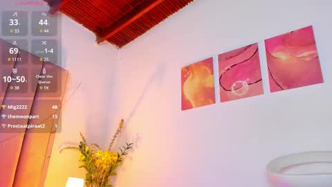 Snapshot of victoria_rash chatting on 02/10/25, 11:23 VICTORIA online show from 02/10/25, 11:23