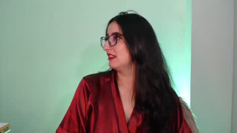 Victoria online show from 02/24/25, 11:30