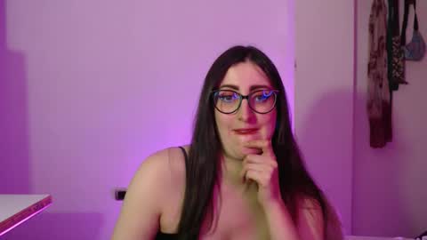 Victoria online show from 12/01/25, 08:58