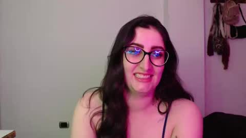 Victoria online show from 04/13/26, 08:47