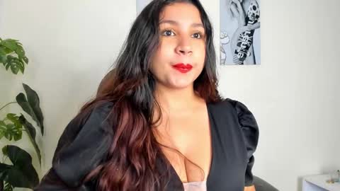 VICTORIA  online show from 02/02/26, 12:37