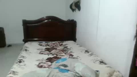 victoria online show from 09/08/25, 04:50