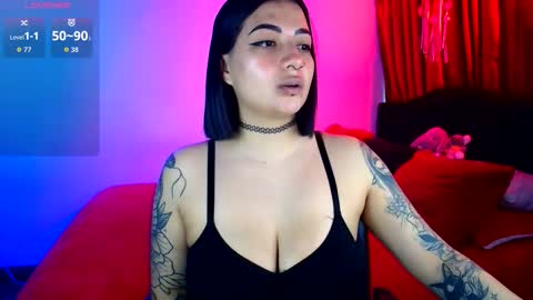 Snapshot of victoria_vox chatting on 10/28/25, 06:32 Victoria online show from 10/28/25, 06:32