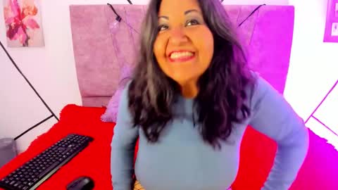 victoriaa_anderson_ online show from 02/23/26, 09:45