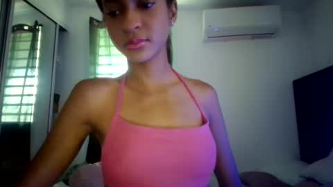 Victoria xxx online show from 06/18/26, 04:44