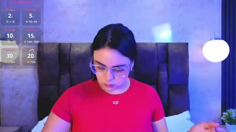 Victoria Andrade online show from 05/28/26, 12:46