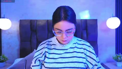 Snapshot of victoriaandrade chatting on 07/03/26, 11:49 Victoria Andrade online show from 07/03/26, 11:49