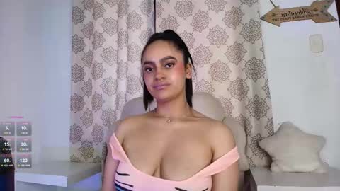 Snapshot of victoriablack_ chatting on 03/05/25, 02:23 Victoria online show from 03/05/25, 02:23