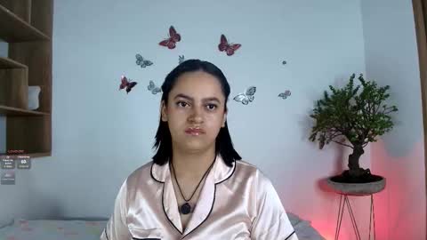 Snapshot of victoriablack_ chatting on 11/16/25, 11:49 Victoria online show from 11/16/25, 11:49