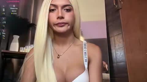 victoriacummings777 online show from 06/17/26, 03:13